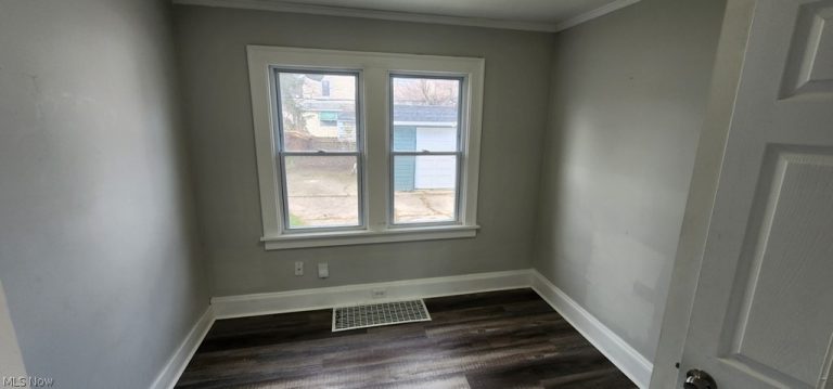 1514 Clermont Road, Cleveland, OH - Photo 6