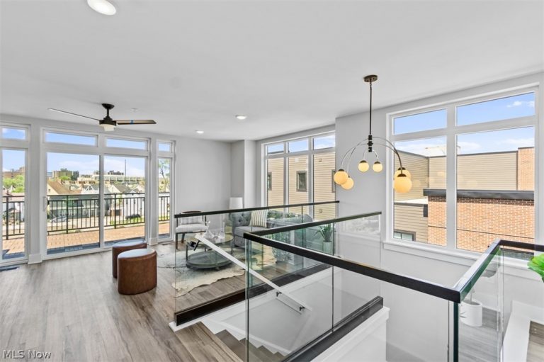 1895 Coltman Road #11, Cleveland, OH - Photo 8