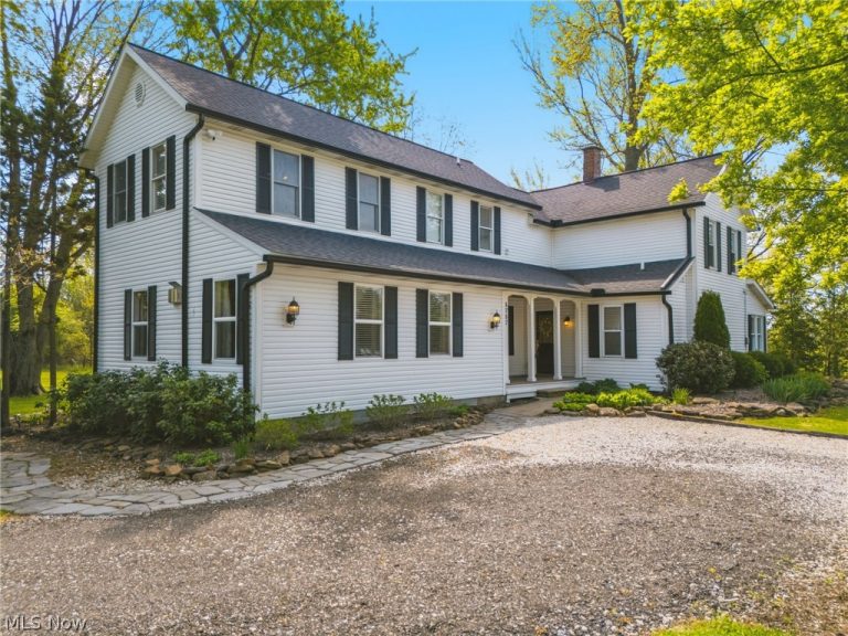 4767 Etter Drive, North Canton, OH - Photo 2