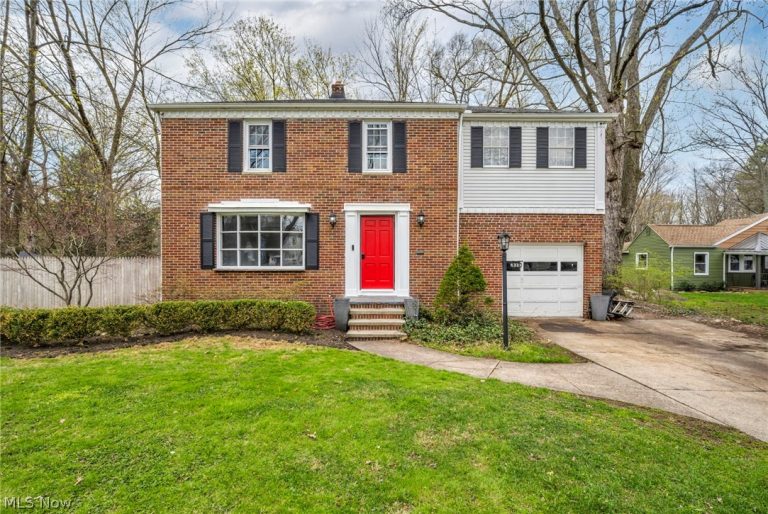4304 Clague Road, North Olmsted, OH, 44070