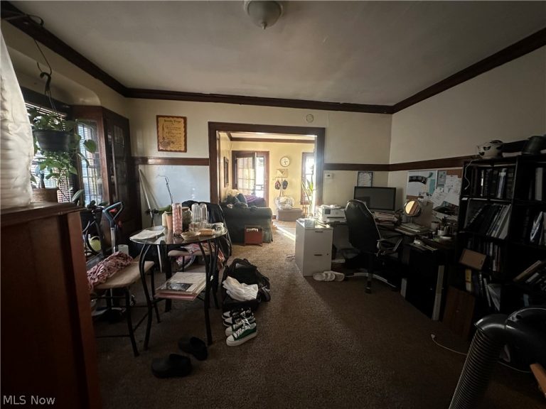 457 147th Street, Cleveland, OH - Photo 3