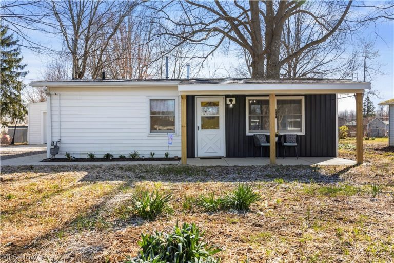 12361 Avalon Drive, Grafton, OH, 44044