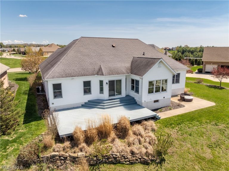 520 Pga Boulevard, New Philadelphia, OH - Photo 2