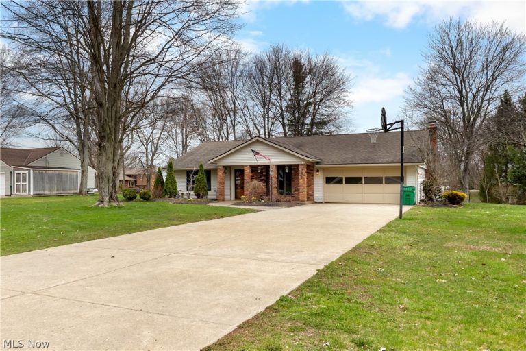 391 Kathleen Drive, Jefferson, OH - Photo 5