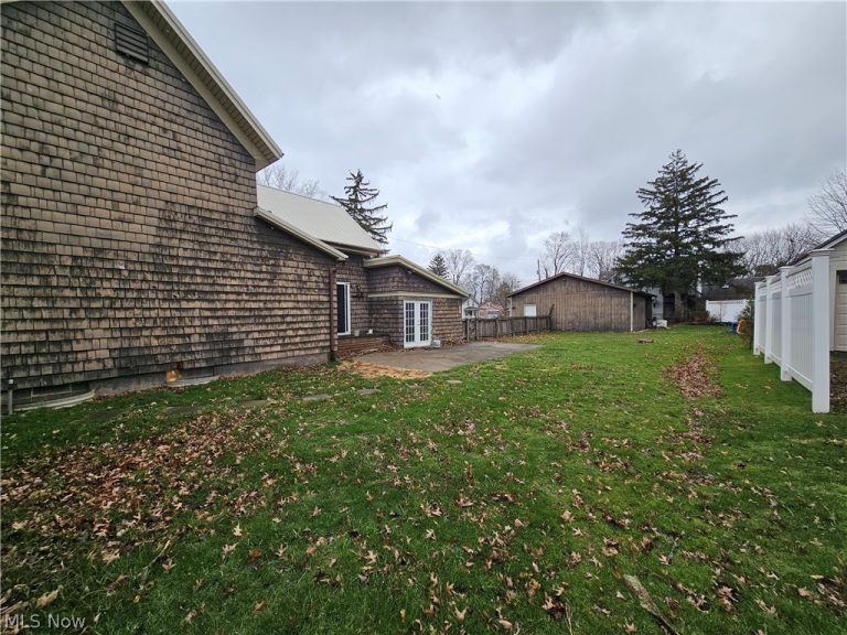 560 Broadway Street, Medina, OH - Photo 4