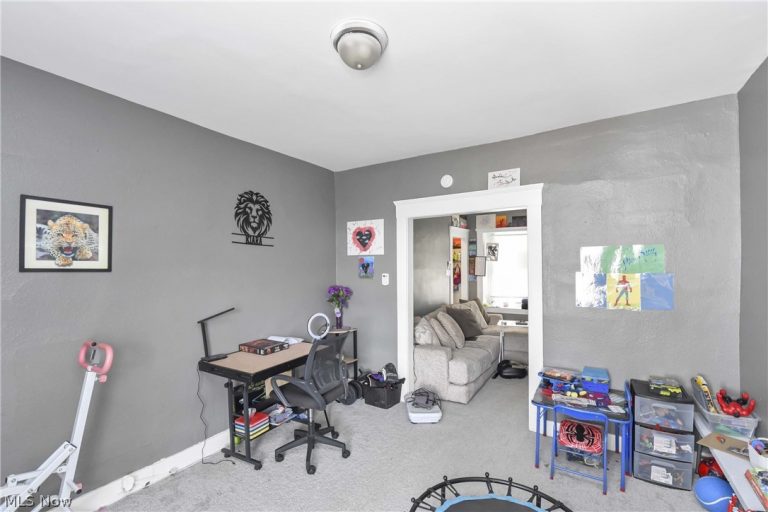 3812 Mapledale Avenue, Cleveland, OH - Photo 6