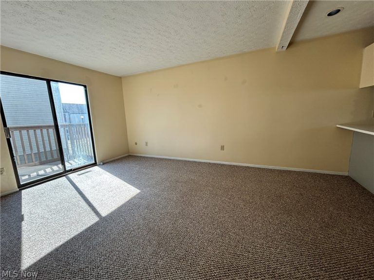 131 Orchard Drive #A, St Clairsville, OH - Photo 5
