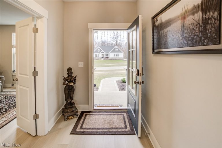 2848 Galway Drive, Brunswick Hills, OH - Photo 5