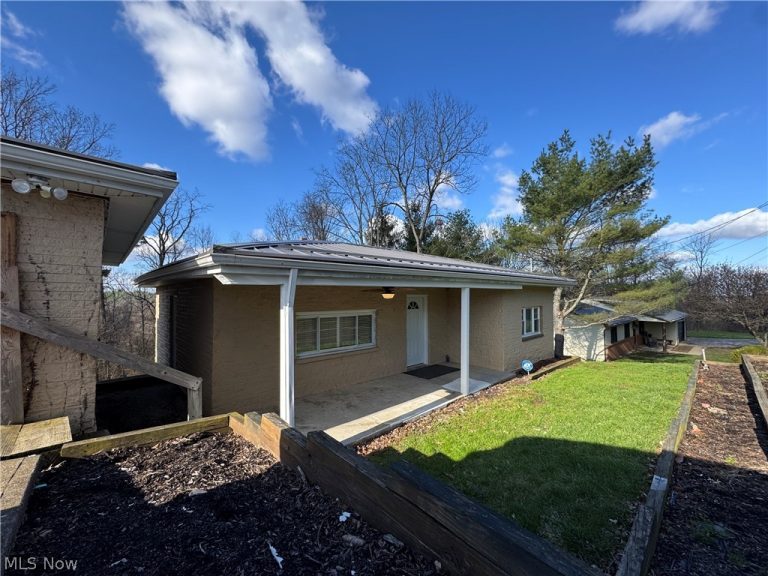 67457 Kirkwood Heights Road, Bridgeport, OH - Photo 3