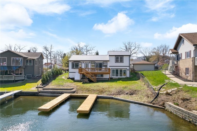 253 Aqua Boulevard, Coventry, OH - Photo 2