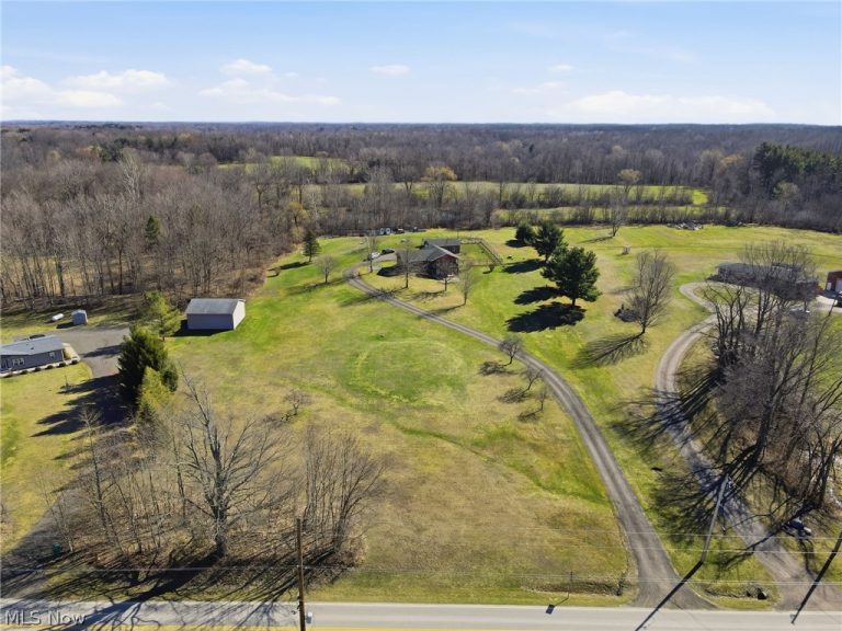 2932 Sexton Road, Geneva, OH - Photo 5