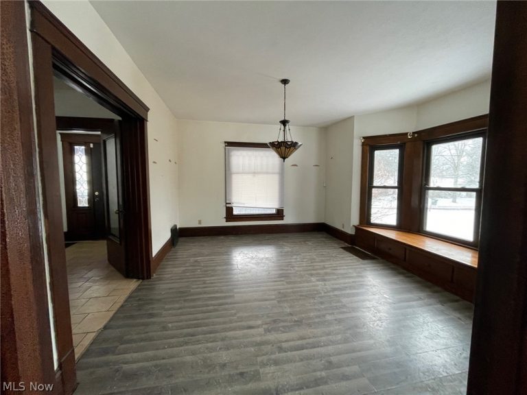 340 Prospect Street, Ravenna, OH - Photo 8