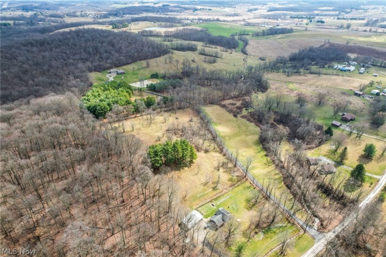 9273 Mulberry Road, Mount Perry, OH - Photo 8