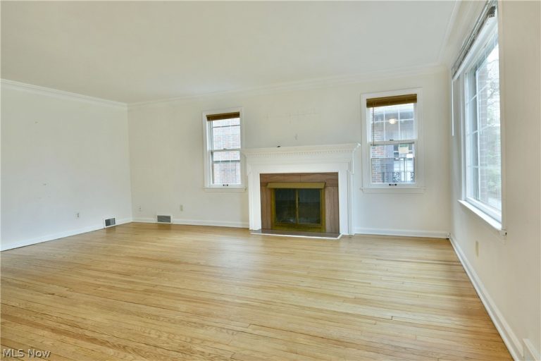 94 Jennette Drive, Youngstown, OH - Photo 8