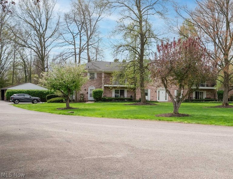 369 Quarry Lane #a, Warren, OH, 44483