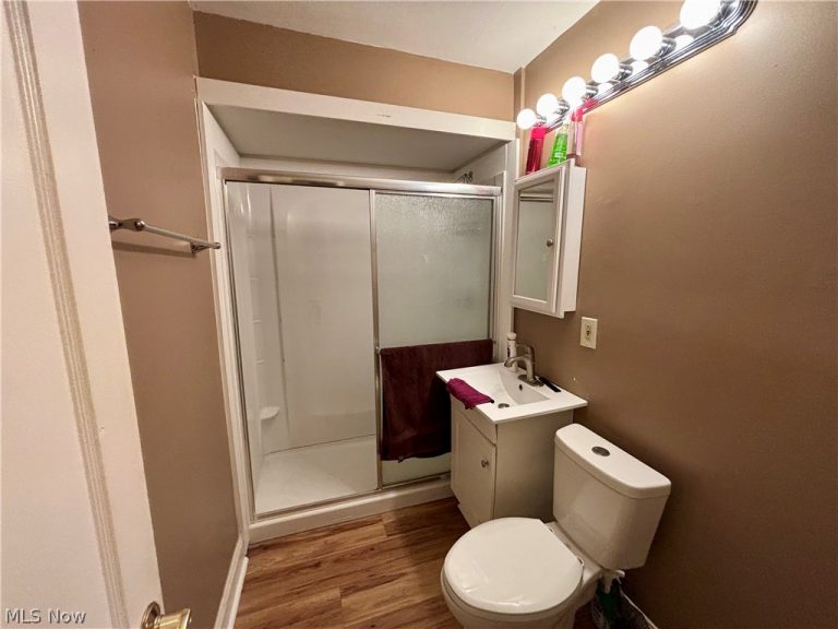 604 Jefferson Avenue, Barberton, OH - Photo 8