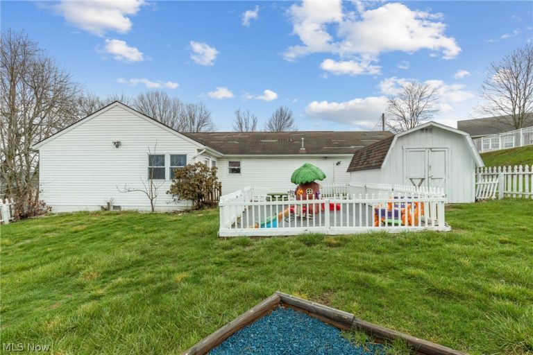 270 Cadiz Road, Wintersville, OH - Photo 6