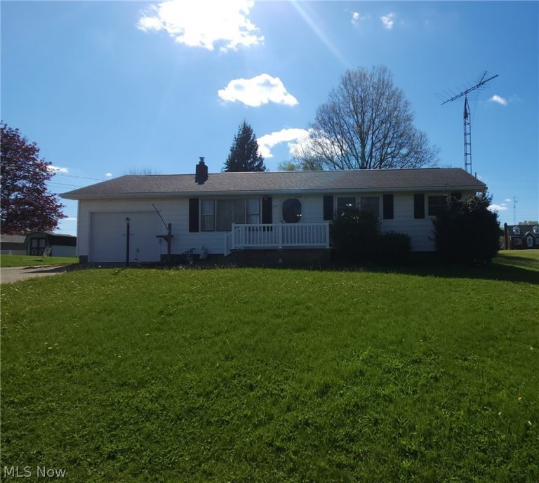 253 Oregon Avenue, Louisville, OH, 44641