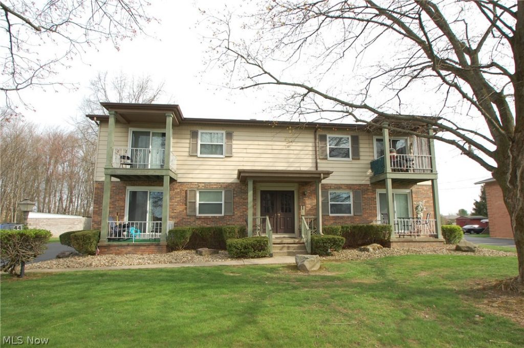 44 Southwoods Avenue, Boardman, OH