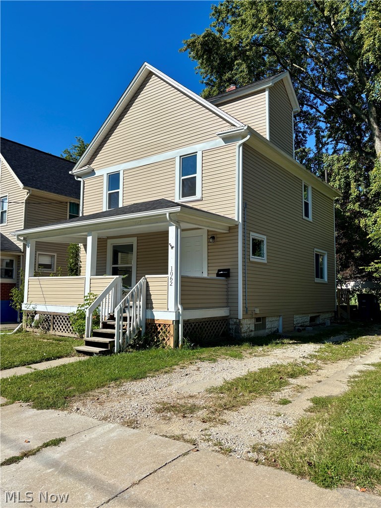 1062 Big Falls Avenue, Akron, OH - Photo 2