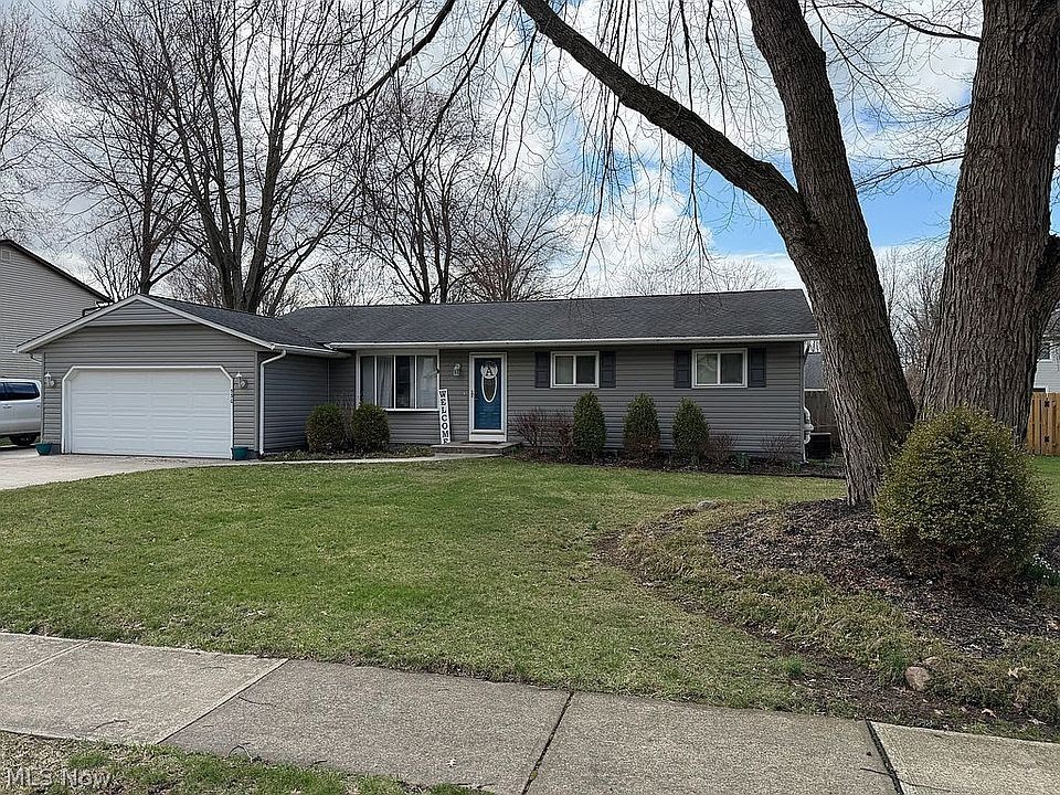 530 Maple Avenue, Sheffield Lake, OH
