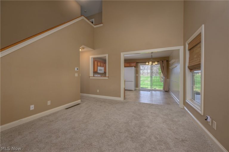465 Wagler Avenue, Hartville, OH - Photo 4