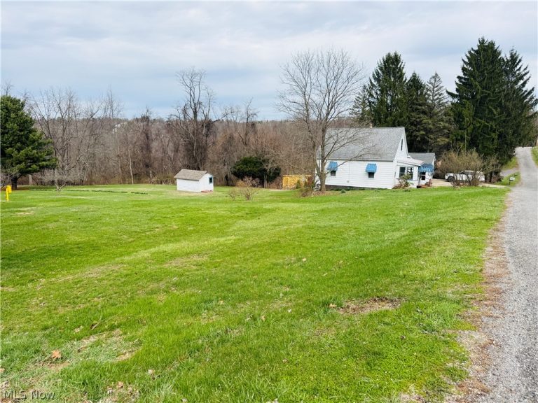 668 Springview Road, East Liverpool, OH - Photo 4