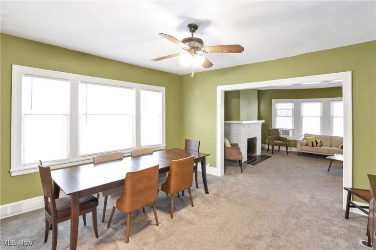 2477 Lee Road, Cleveland Heights, OH - Photo 3
