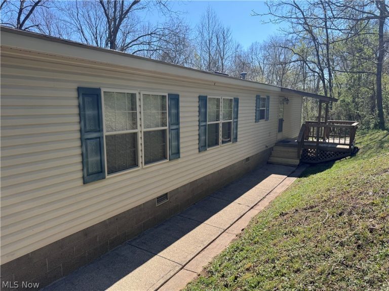 180 Pine street, Washington, WV - Photo 3