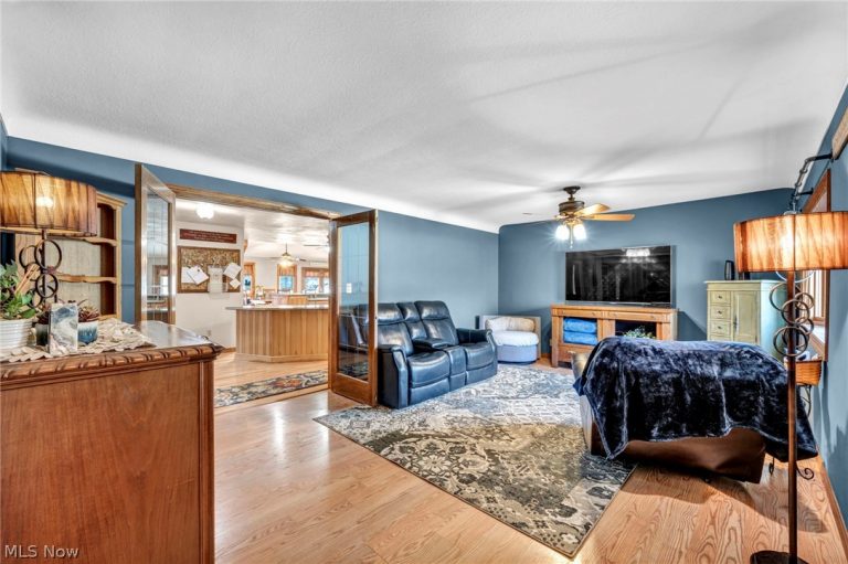 17313 Bennett Road, North Royalton, OH - Photo 5