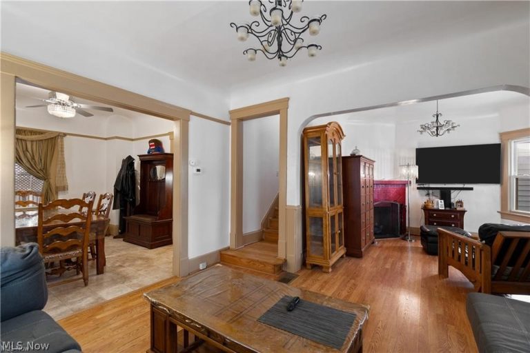 1544 Wyandotte Avenue, Lakewood, OH - Photo 4