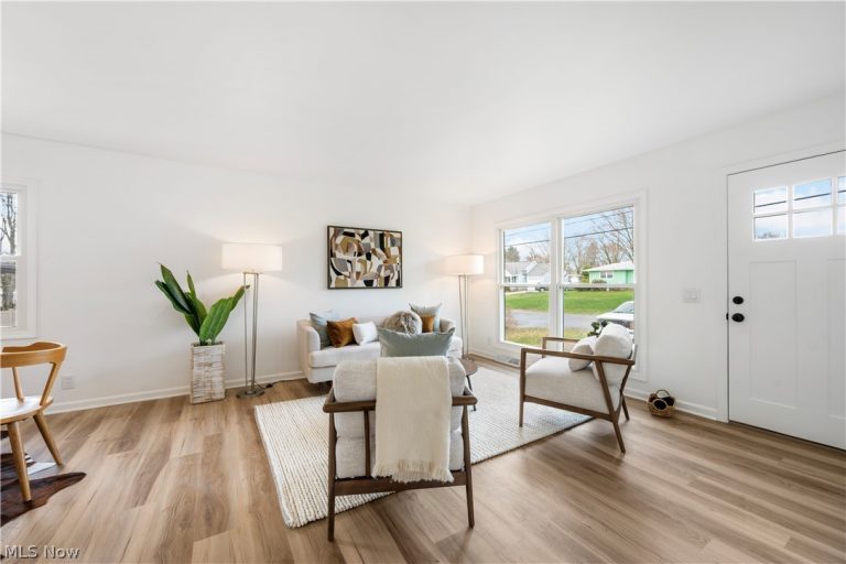 1833 Carlene Avenue, Massillon, OH - Photo 2