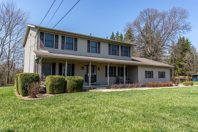 900 McArthur Drive, Girard, OH - Photo 2