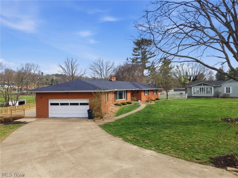 3221 Arrow Point Drive, Zanesville, OH - Photo 8