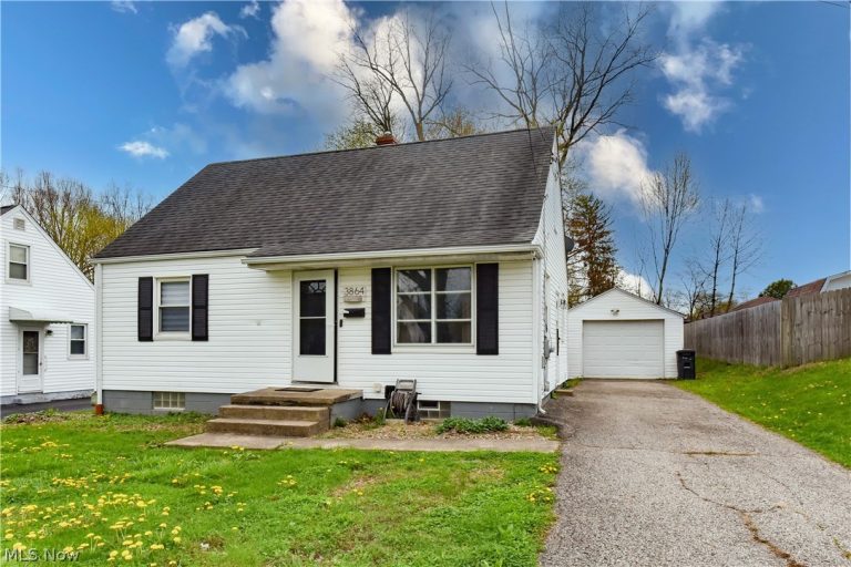 3864 Louise Street, Mogadore, OH, 44260