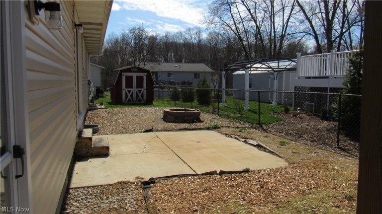 389 Riverview Street, Canal Fulton, OH - Photo 6