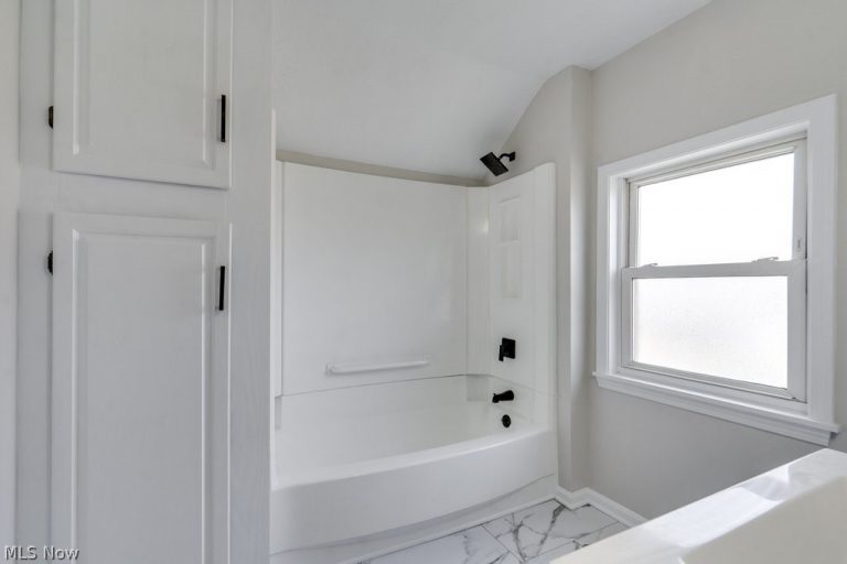 621 Geiger Avenue, Massillon, OH - Photo 8