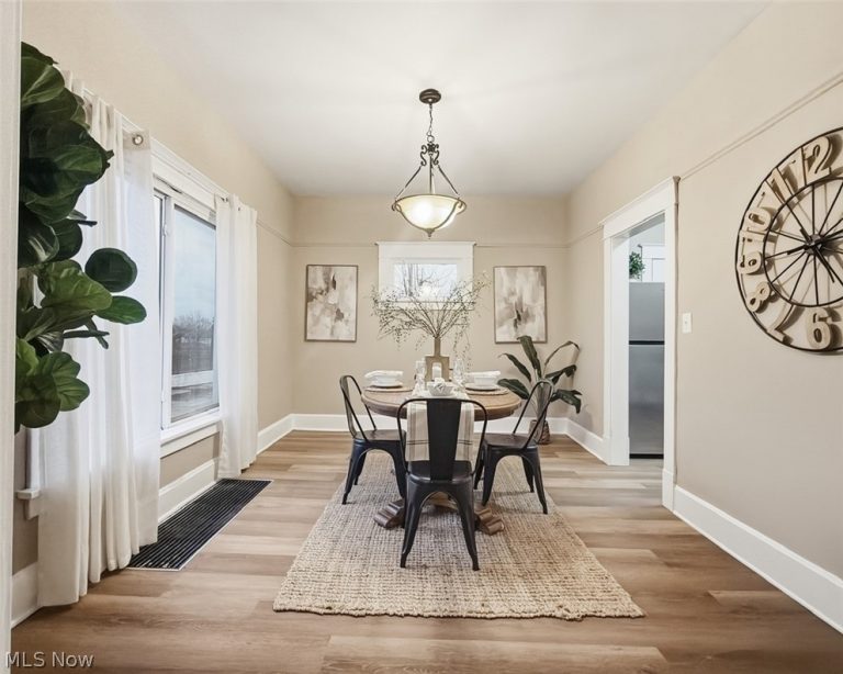 702 Dickson Street, Youngstown, OH - Photo 5