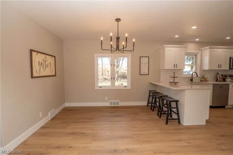 2849 Wise Avenue, Canton, OH - Photo 8