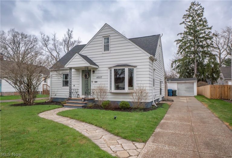 4207 226th Street, Fairview Park, OH, 44126