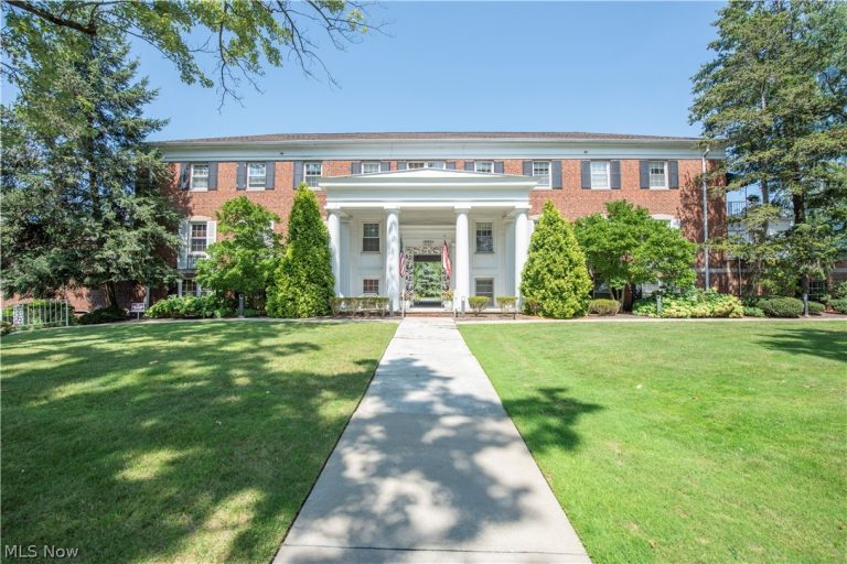19901 Van Aken Boulevard #205, Shaker Heights, OH, 44122