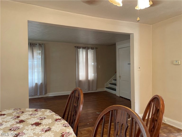 2213 Wyandotte Avenue, Lakewood, OH - Photo 8