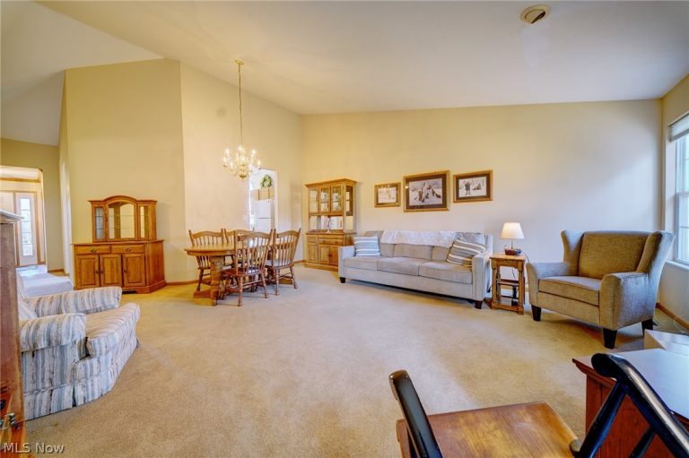 5685 Jason Oval, Medina, OH - Photo 6