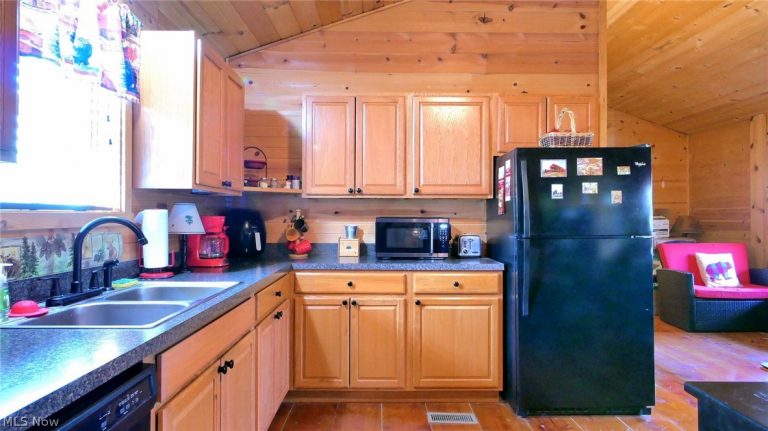 2641 Morganstern Lane, Beverly, OH - Photo 4