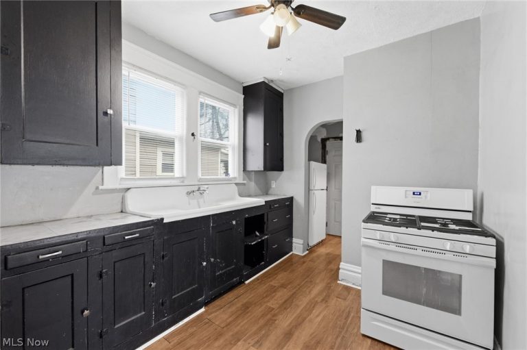 244 Power Street, Akron, OH - Photo 8