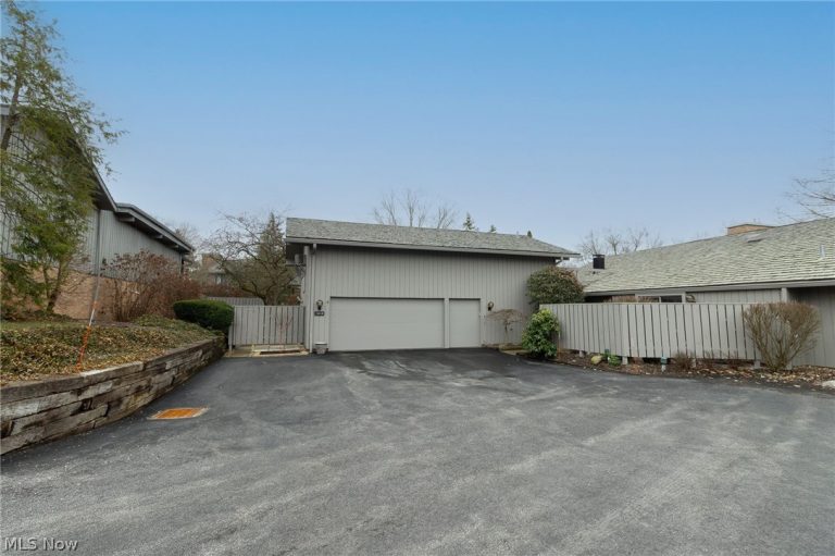 520-18 Willow Circle, Aurora, OH, 44202