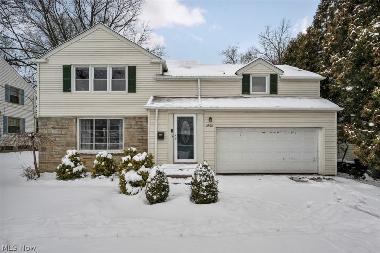 2506 Taylor Road, Cleveland Heights, OH - Photo 2