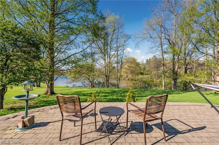 3020 Thunderbird Drive, Poland, OH - Photo 5