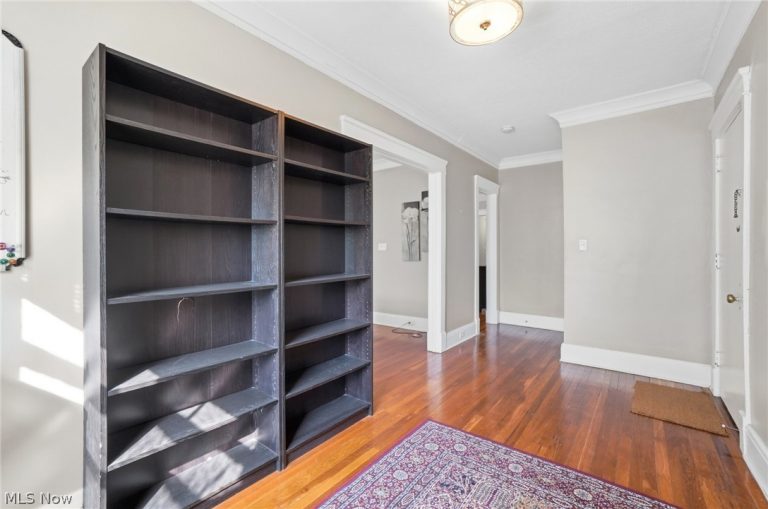 2685 Euclid Heights Boulevard #2, Cleveland Heights, OH - Photo 8