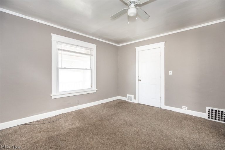 3233 132nd Street, Cleveland, OH - Photo 6